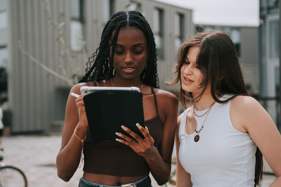 Bachelor ou licence : quelles sont les différences ?