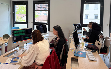 Immersion créative et inspirante avec l'atelier découverte à Lyon