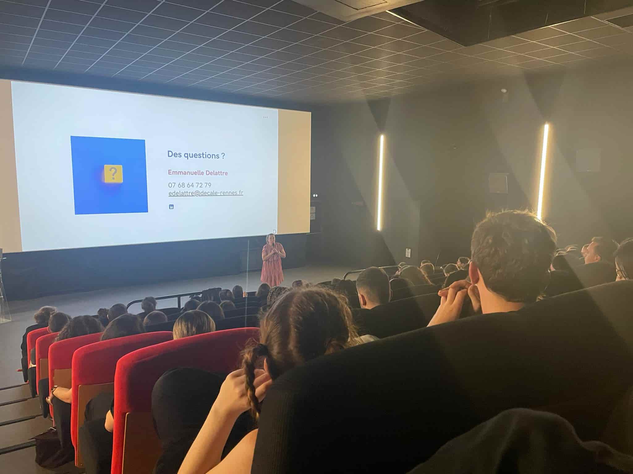 Forum 1er emploi avec une conférencière