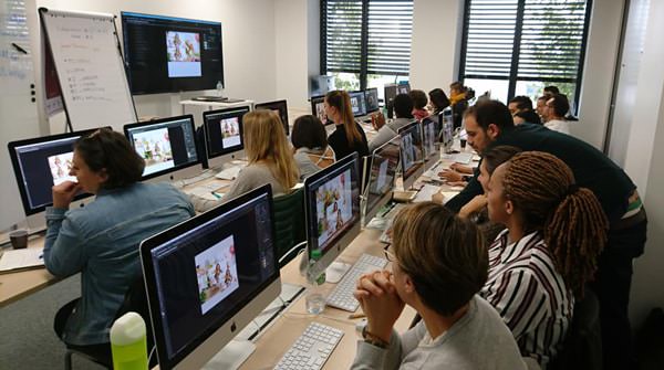 Quels sont les débouchés dans les métiers du web en région Centre ?